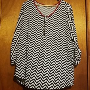 Black & White Chevron blouse